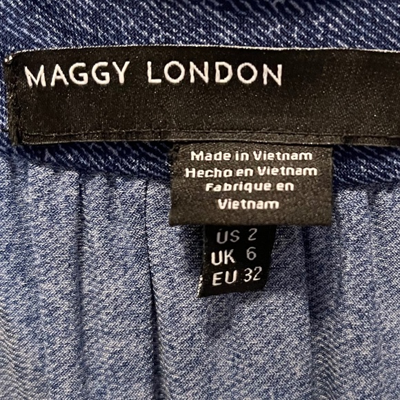 Maggy London Sleeveless V-Neck Empire Waist Dress - Picture 5 of 8